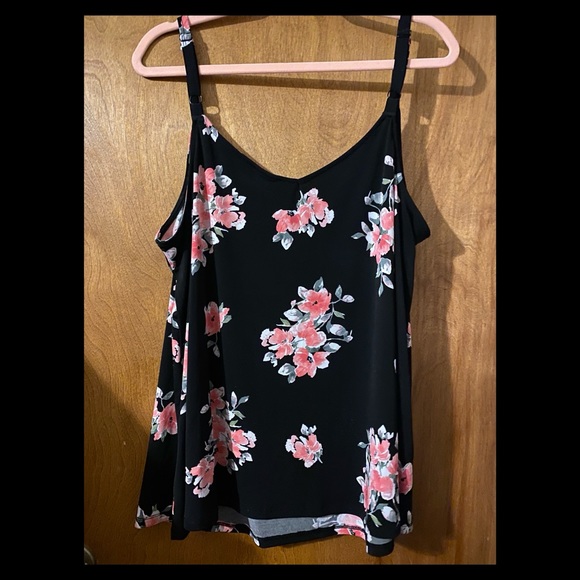 Floral Torrid size 1 tank - Picture 3 of 3